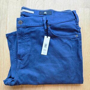 Slim Flit Traveler Pants